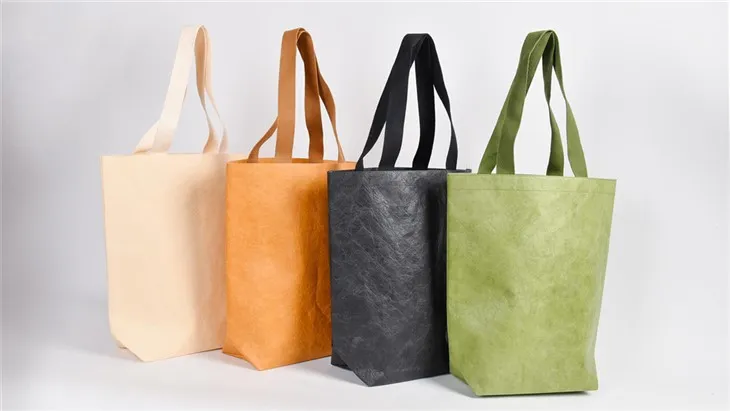 हैंडल के साथ टायवेक कैरी बैग